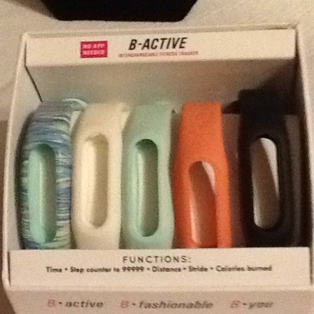 New tracker bands